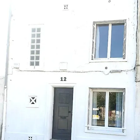 Maison Sur Le Quai Λα Ροσέλ