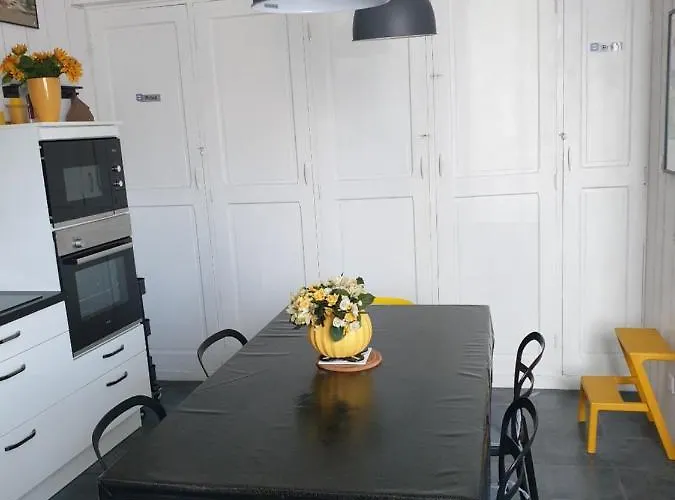 Maison Sur Le Quai * Λα Ροσέλ